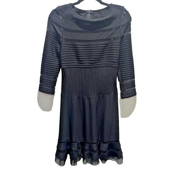 Tadashi Shoji Illusion Stripe Bateau Neckline Knee-Length Dress SZ XS - Picture 3 of 10